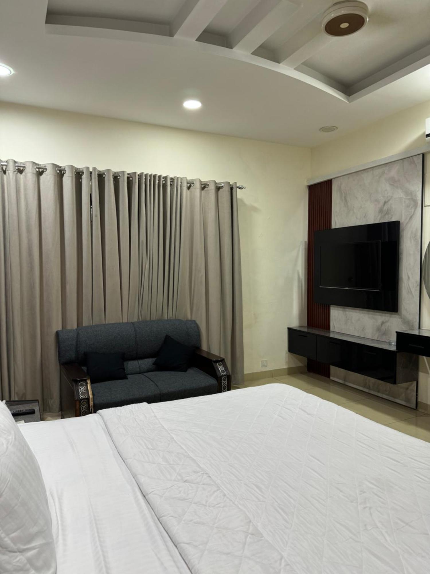 Rose Valet Guest House Islamabad Luaran gambar